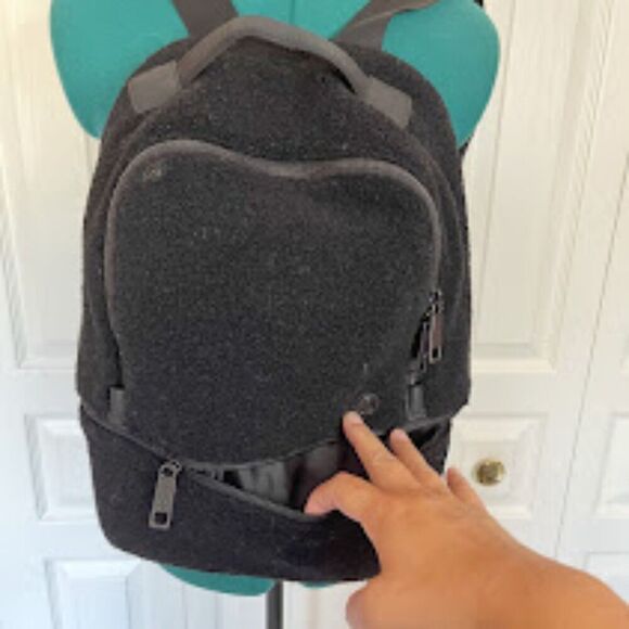 Lululemon City Adventurer Mini Wool Sherpa Shearling Fleece Zip Backpack - Picture 5 of 16